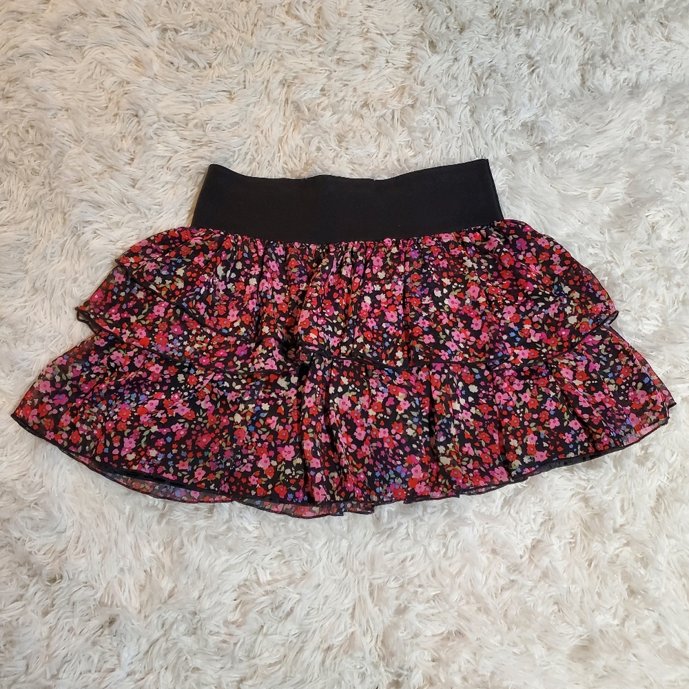 Flirtatious Floral Mini Skirt